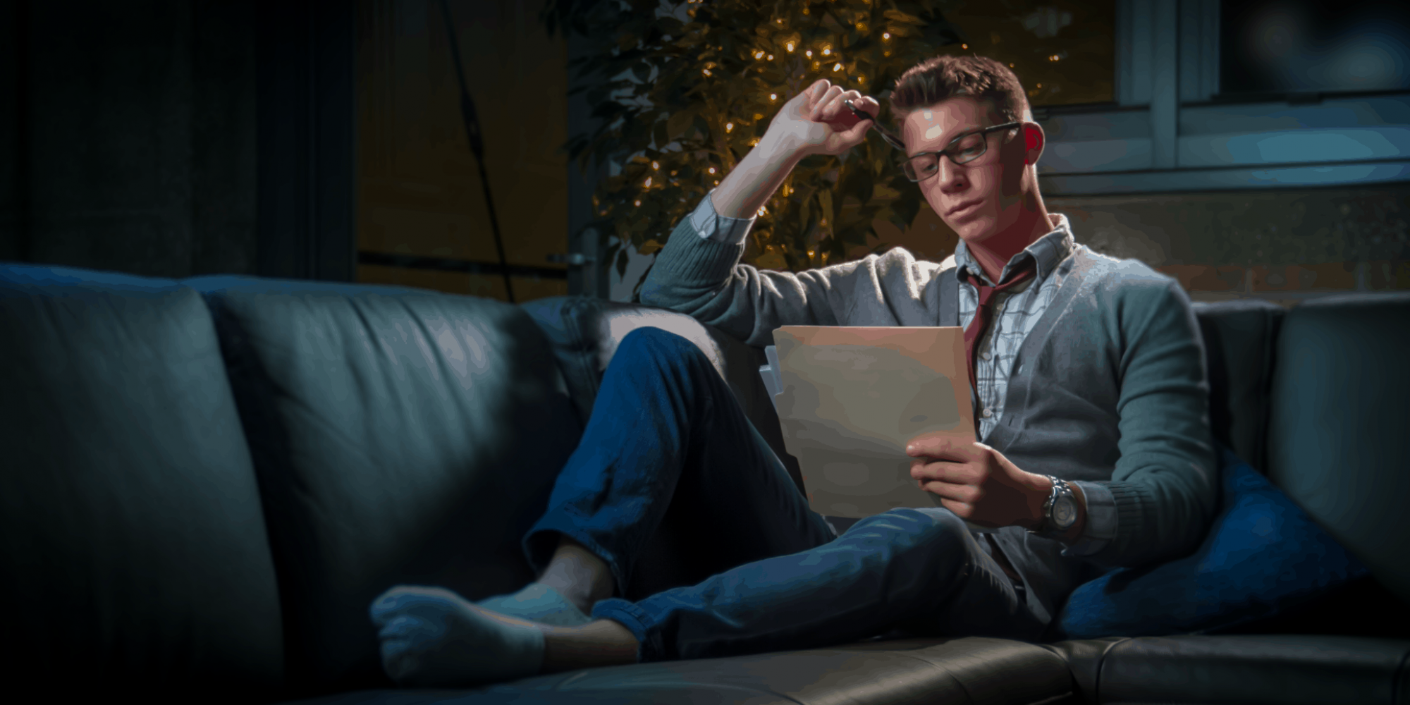 Roddy - Couch Reading